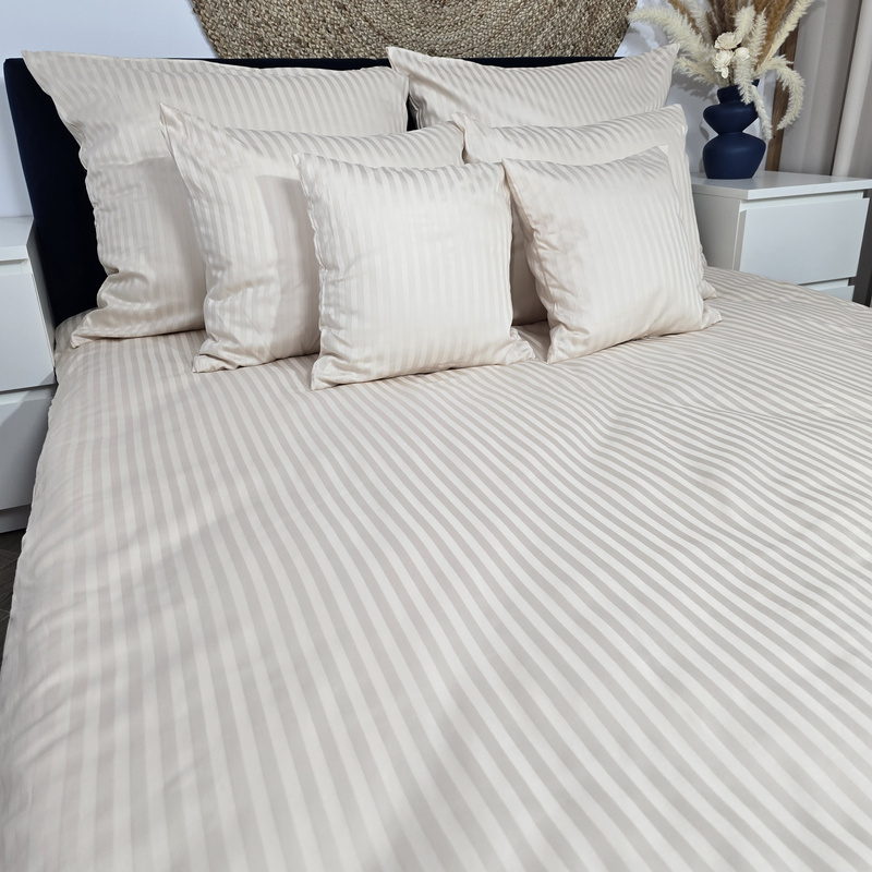 Pościel hotelowa Adamaszkowa Kremowa 135x200 na suwak